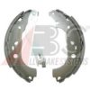 VAUXH 1605166 Brake Shoe Set